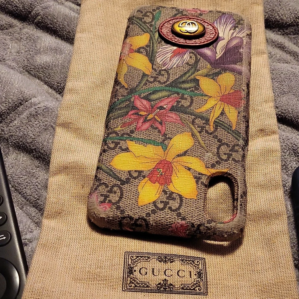 GG phone case6×3' - Picture 4 of 4